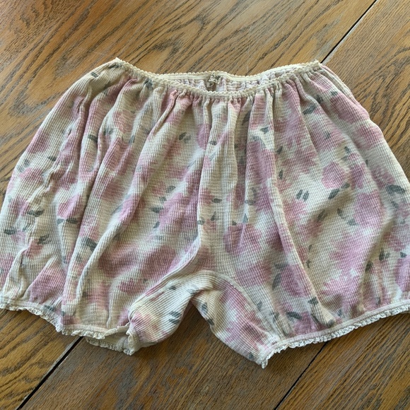 Free People Other - FREE PEOPLE Better days floral cotton bloomer short/XS